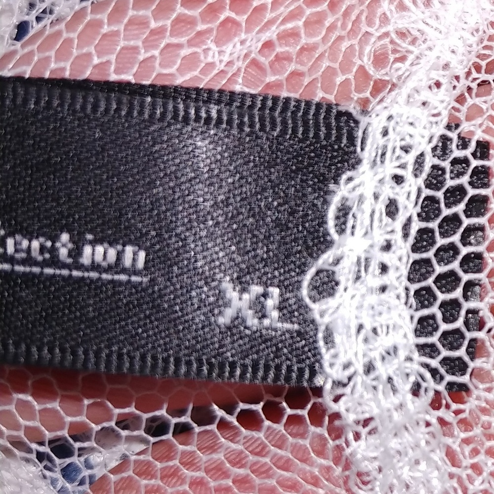 Lace Smock - Picture 3 of 3